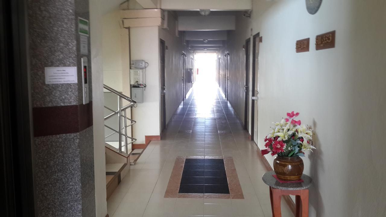 Veerasuda Condotel Ratchaburi Exteriér fotografie