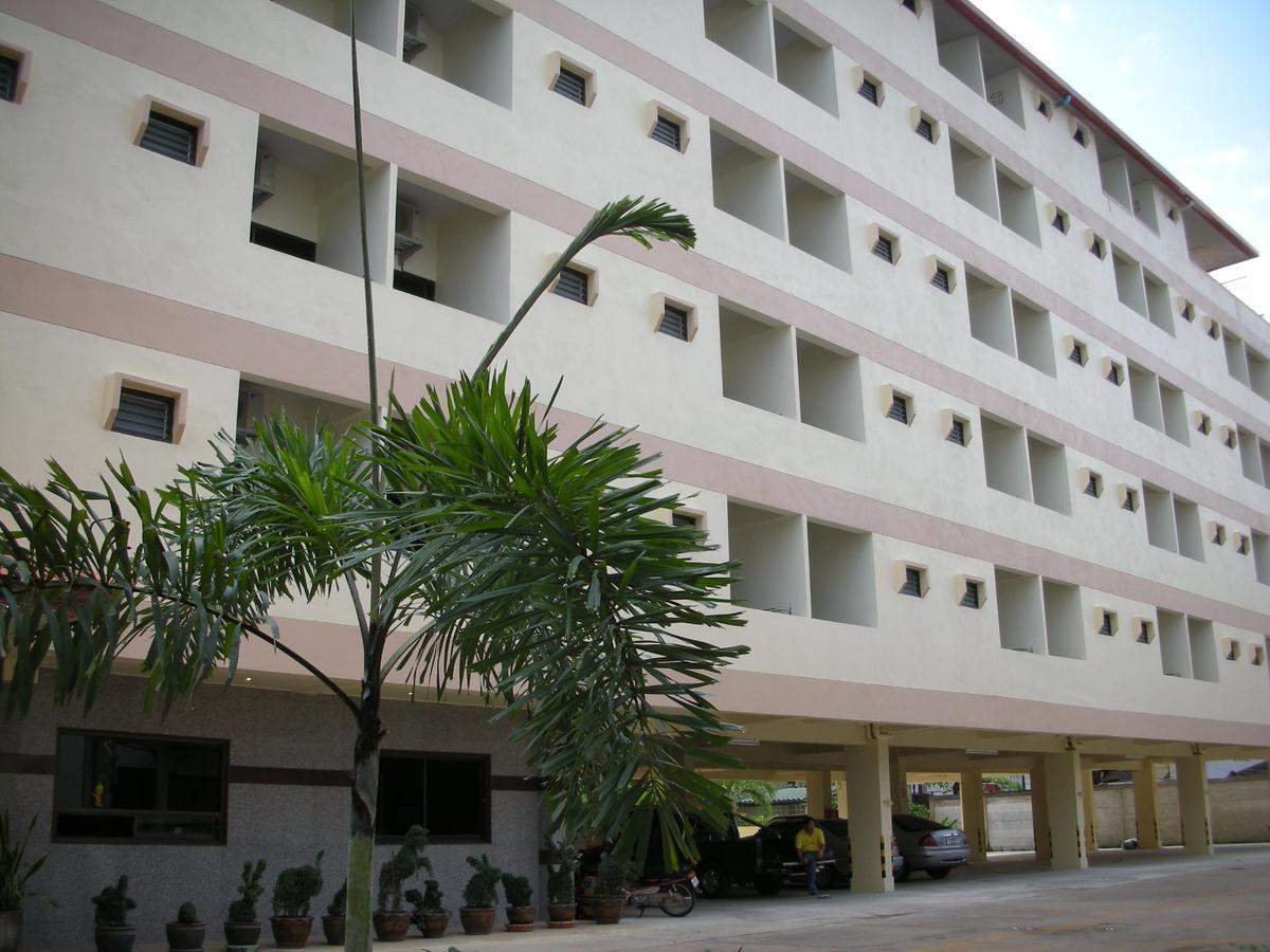 Veerasuda Condotel Ratchaburi Exteriér fotografie