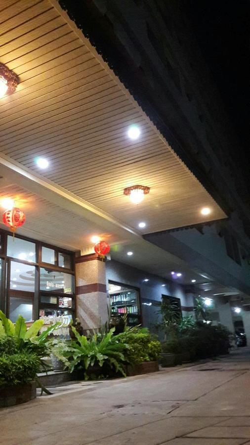 Veerasuda Condotel Ratchaburi Exteriér fotografie